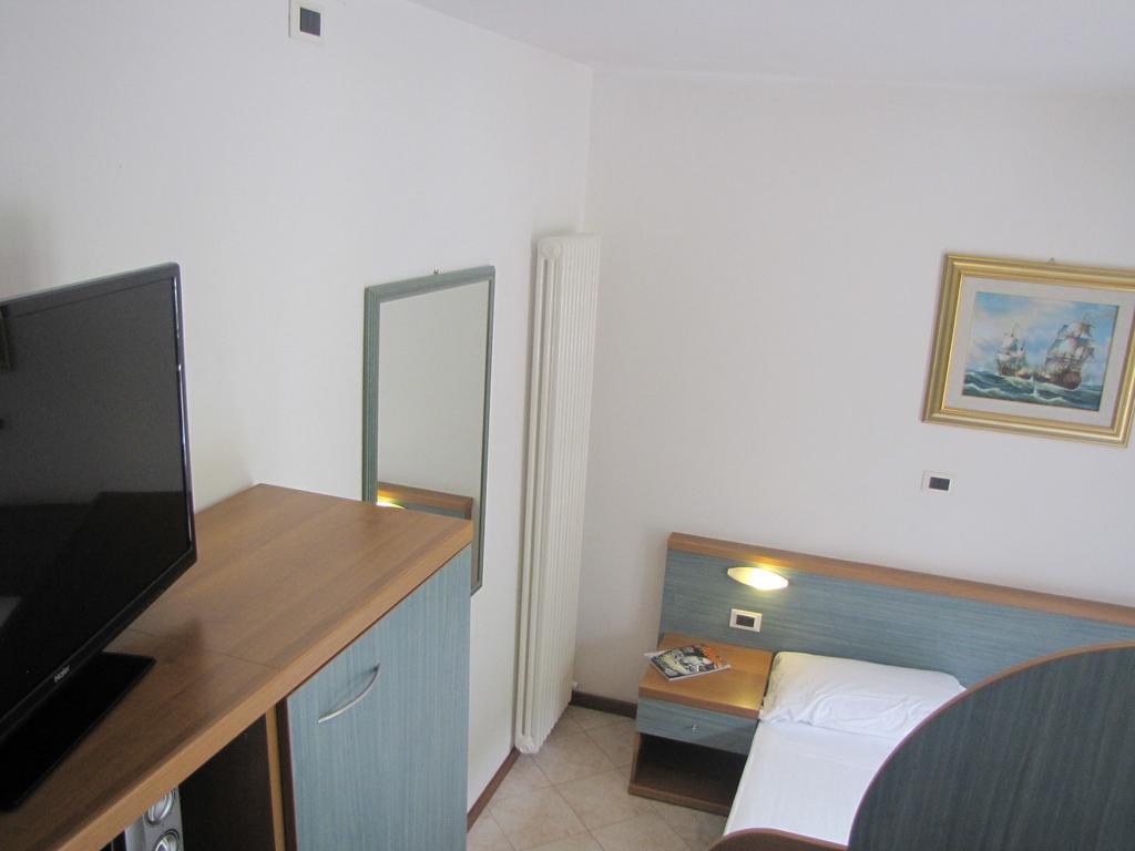 Residence Villa Margherita Brenzone sul Garda Dış mekan fotoğraf